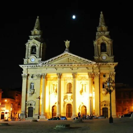 Vakantiehuis Elegant Near Valletta *